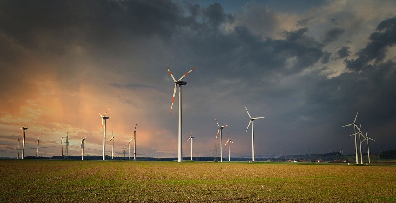 Traverse Wind Energy Centre generating power for three US states