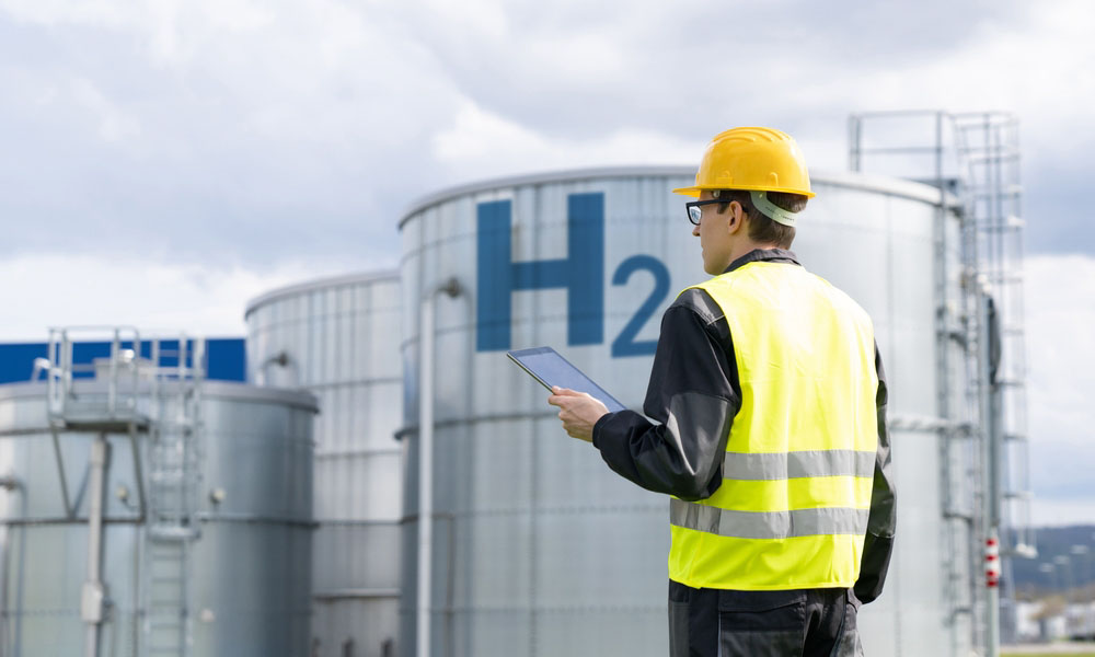 Driving Down Costs: Leveraging Digital Solutions to Boost Green Hydrogen Production Efficiency